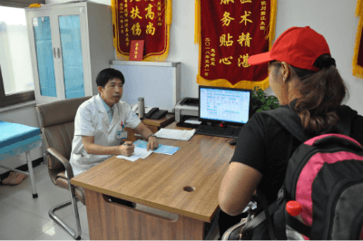 “希望我的出现可以让患者们感到幸运”---北京军海医院刘国江